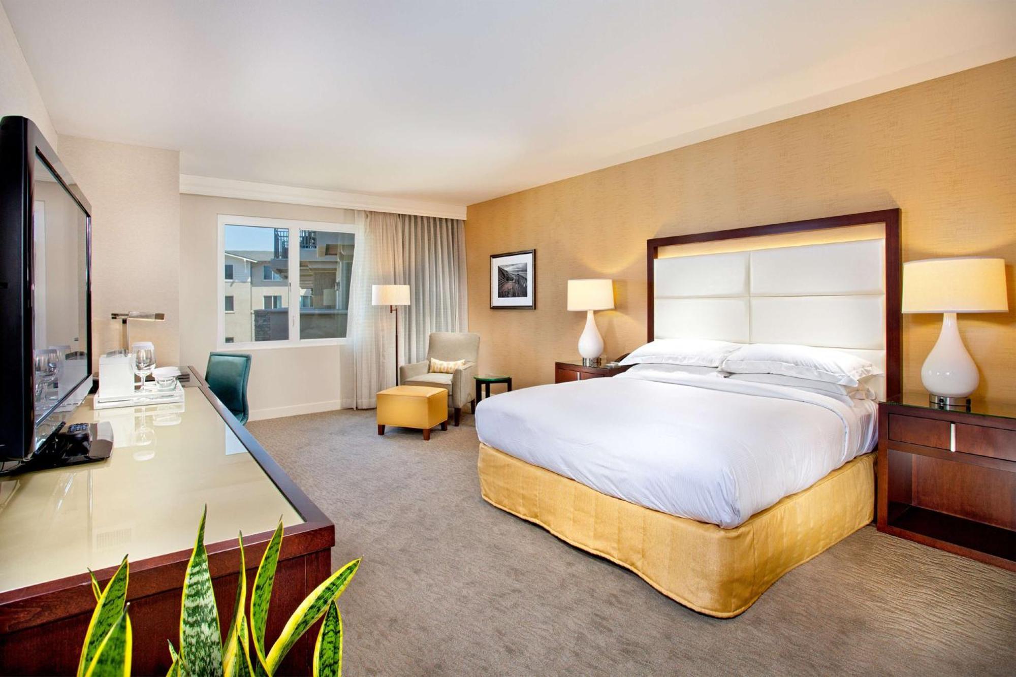 Cape Rey Carlsbad Beach, A Hilton Resort & Spa Exterior photo