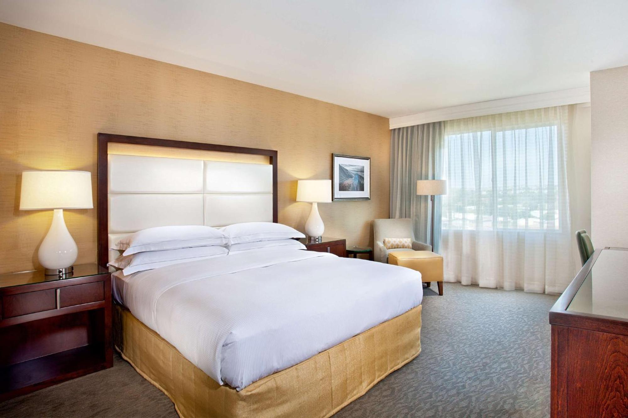 Cape Rey Carlsbad Beach, A Hilton Resort & Spa Exterior photo